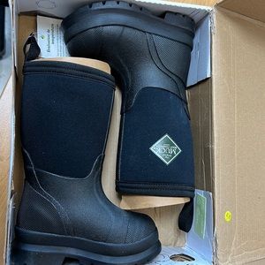 Muck boots